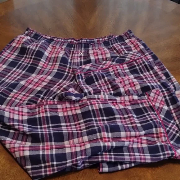 Victoria's Secret PJ Set Size L Flannel Pink Purple Pockets On Top - Picture 7 of 10